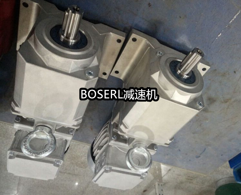 1666666461197034.jpg 齿轮减速电机一体机