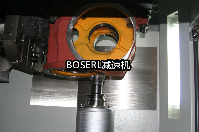 1666703102530696.jpg 齿轮减速电机一体机